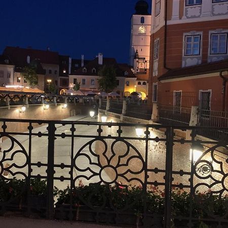 Apartament Lies By The Bridge - La Podul Minciunilor Sibiu Exterior photo