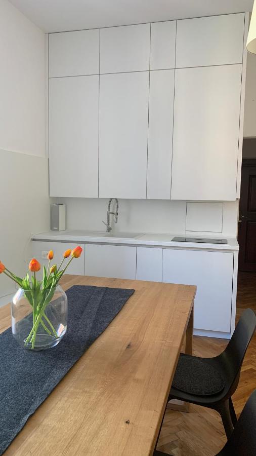 Apartament Lies By The Bridge - La Podul Minciunilor Sibiu Exterior photo